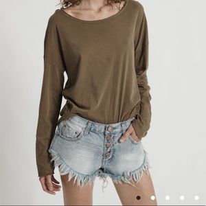 One teaspoon Brandos button up shorts